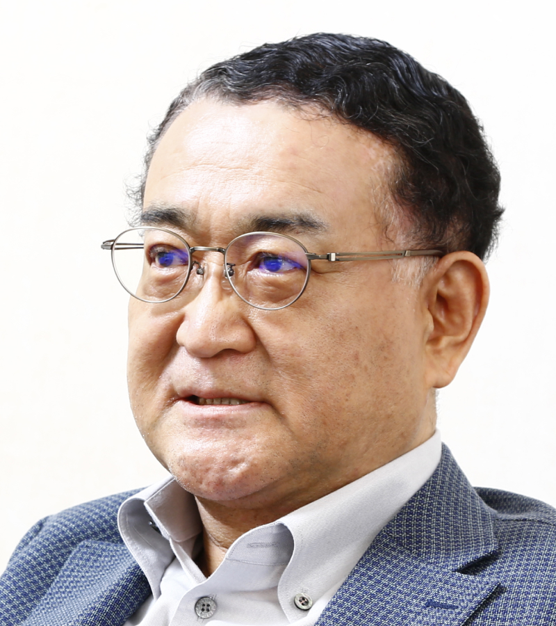 運鈍根の男 : 古河市兵衛の生涯 Amazon.com: 運鈍根の男―古河市兵衛の生涯: 9784794964755